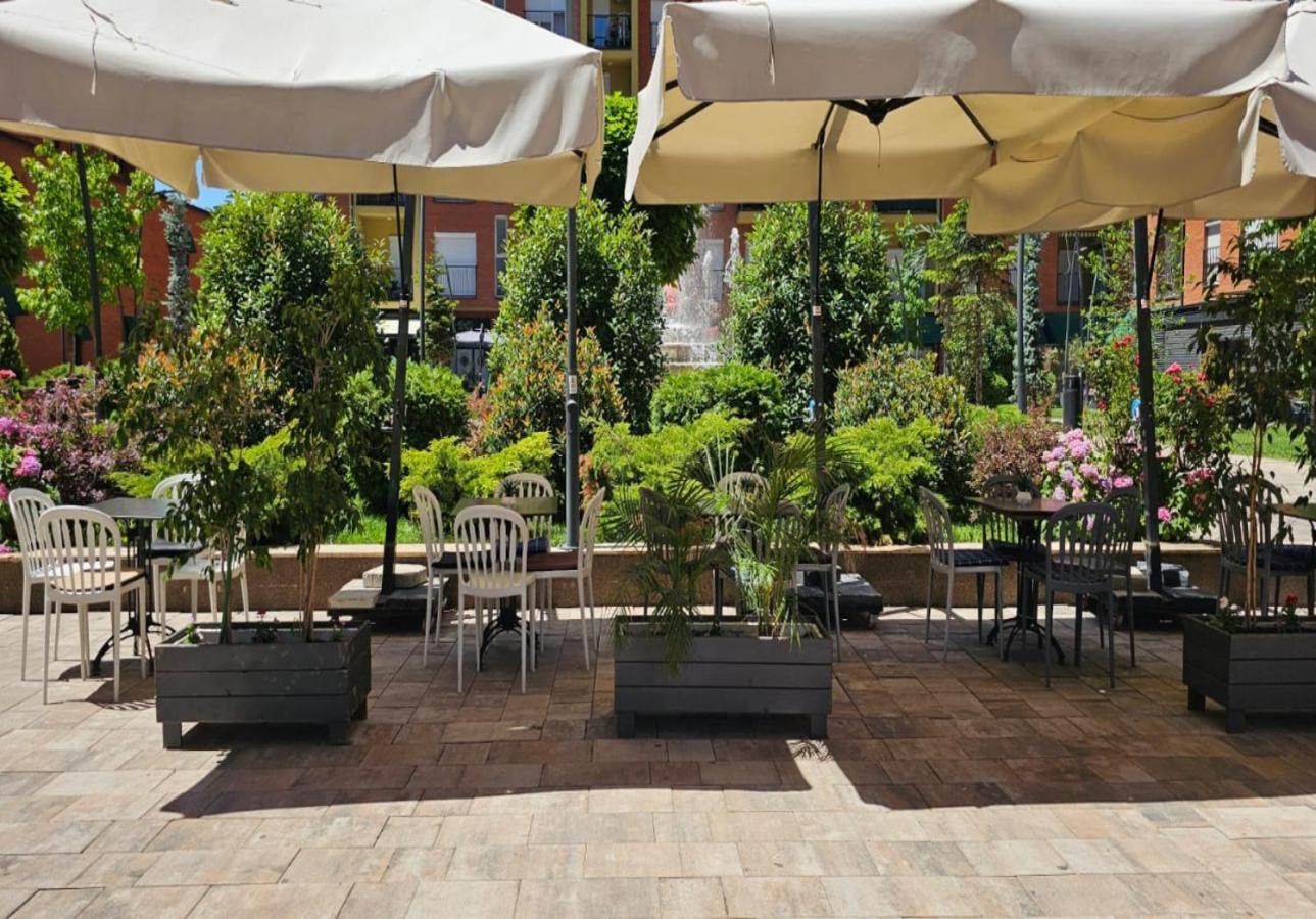 Superb 1 Bedroom In The Best Zone Of The City. Ferizaj Eksteriør billede