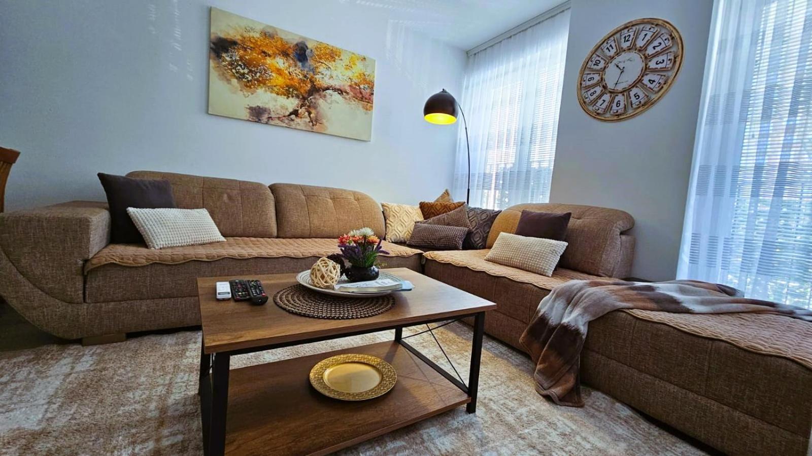 Superb 1 Bedroom In The Best Zone Of The City. Ferizaj Eksteriør billede